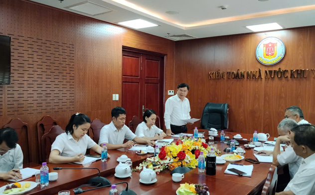 Chi bộ trực thuộc Kiểm toán nhà nước khu vực VIII tổ chức sinh hoạt chuyên đề